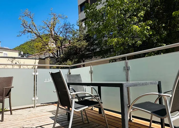 Apartamento Kristall, Doppelzimmer Im Zentrum, Balkon, Naehe Bahnhof Und Therme Bad Ischl