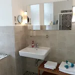 Kristall, Doppelzimmer Im Zentrum, Balkon, Naehe Bahnhof Und Therme شقة باد اسشي